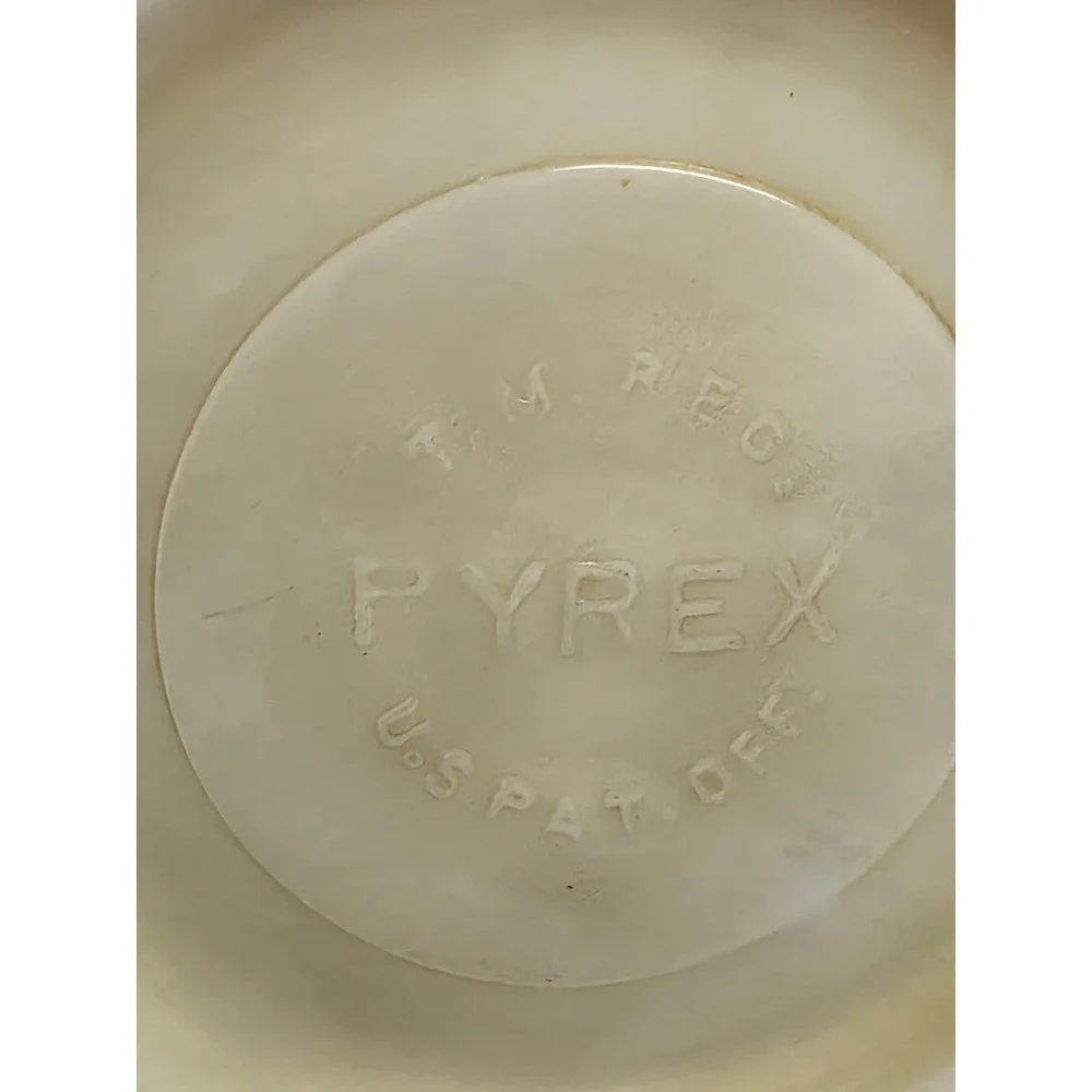Vintage Pyrex Red Mixing Bowl 402 Primary Color Milk Glass 1.5 Quart